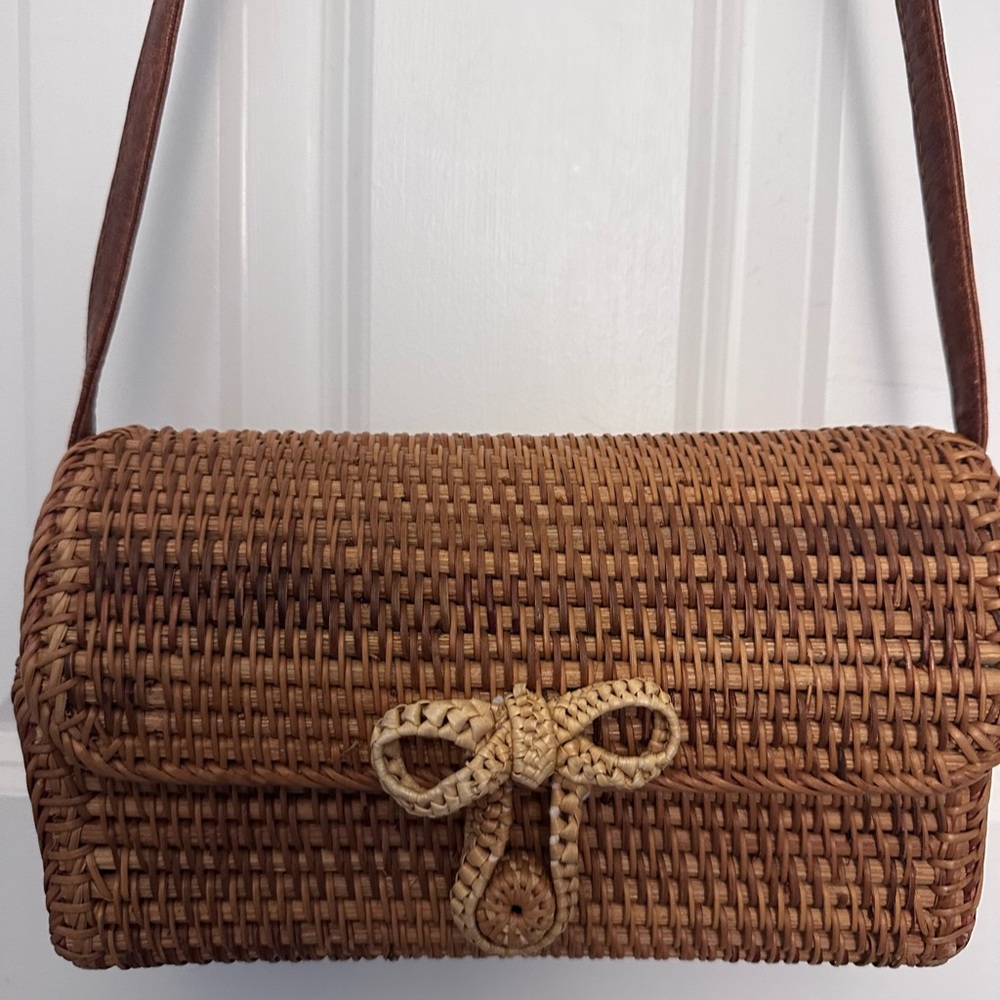 Brown Woven Bag with Bow Accent